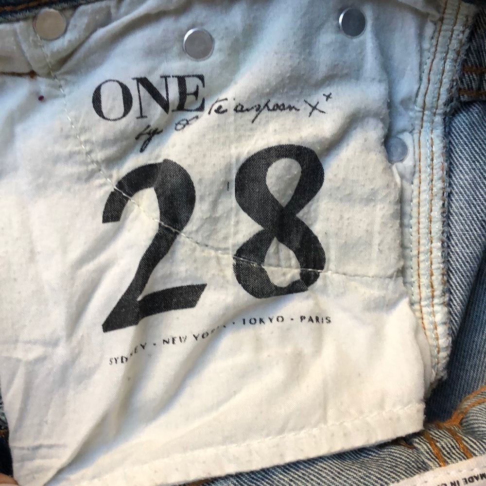 🔥OneTeaspoon Jean Short🔥 - Picture 4 of 4